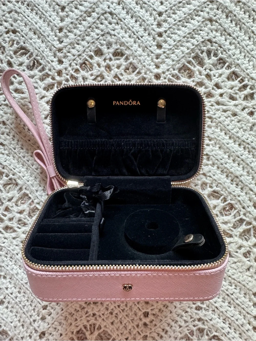 Pandora Blush Pink Faux Saffiano Leather Travel Jewelry Case For Charm Bracelet